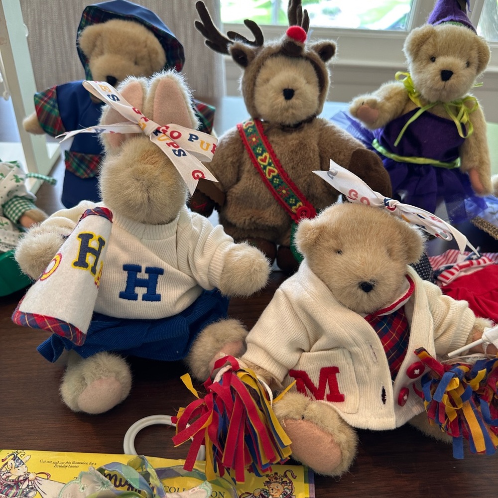Muffy VanderBear Collection